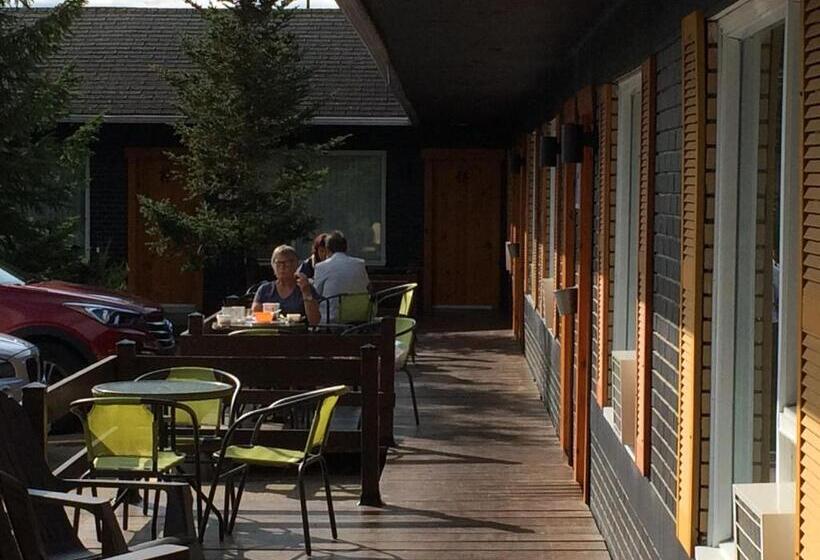 Мотель Aux Portes Du Soleil