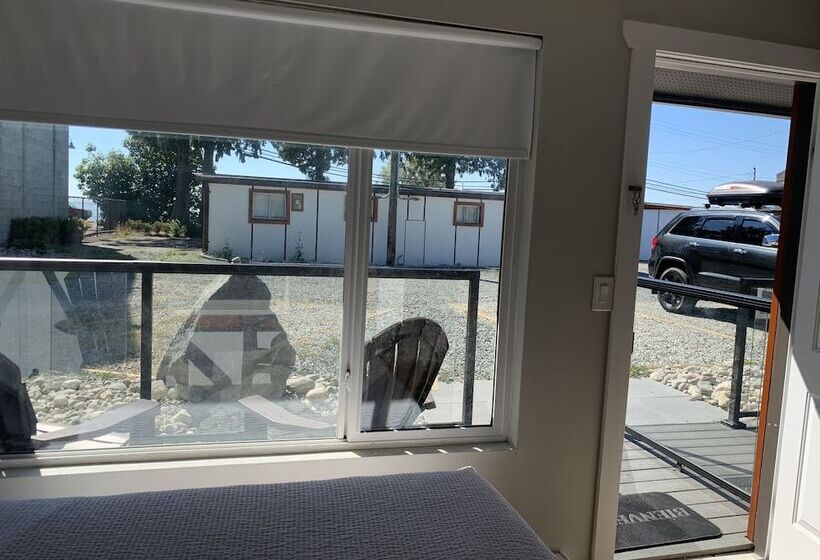 汽车旅馆  Oceanside Villas