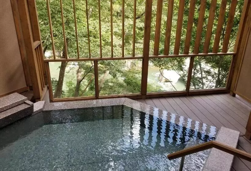 Ryokan Shirakawa Yunokura