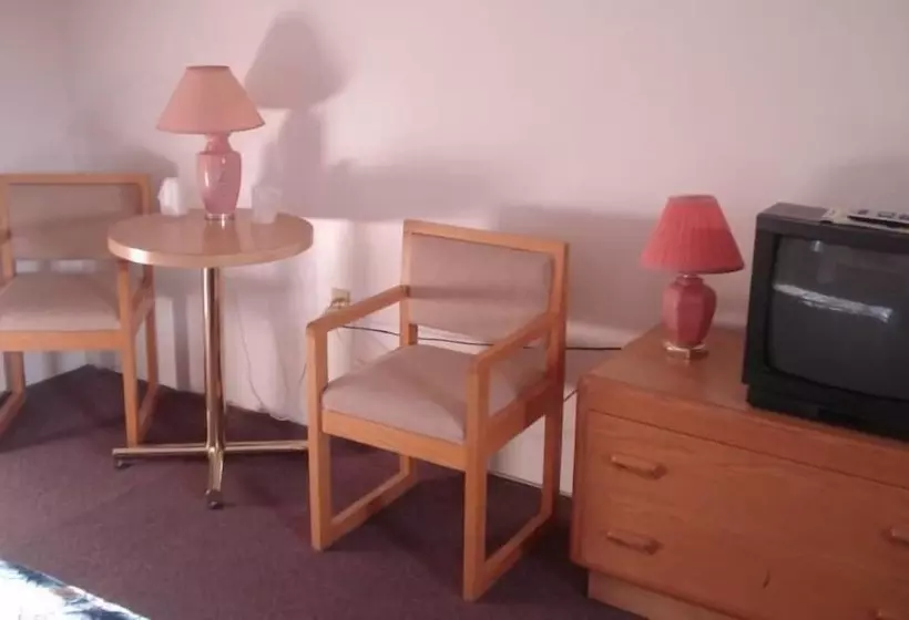 Satelite Motel