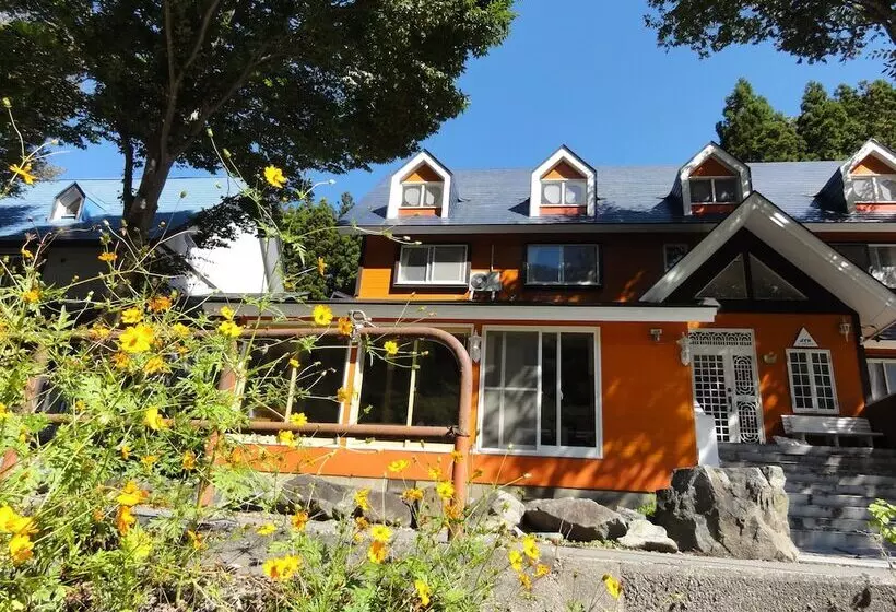 Tanigawadake Raspberry Youth Hostel