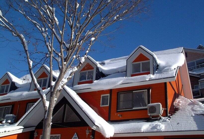 Tanigawadake Raspberry Youth Hostel