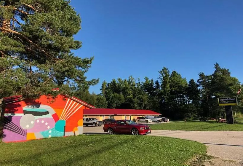 Top Notch Motel
