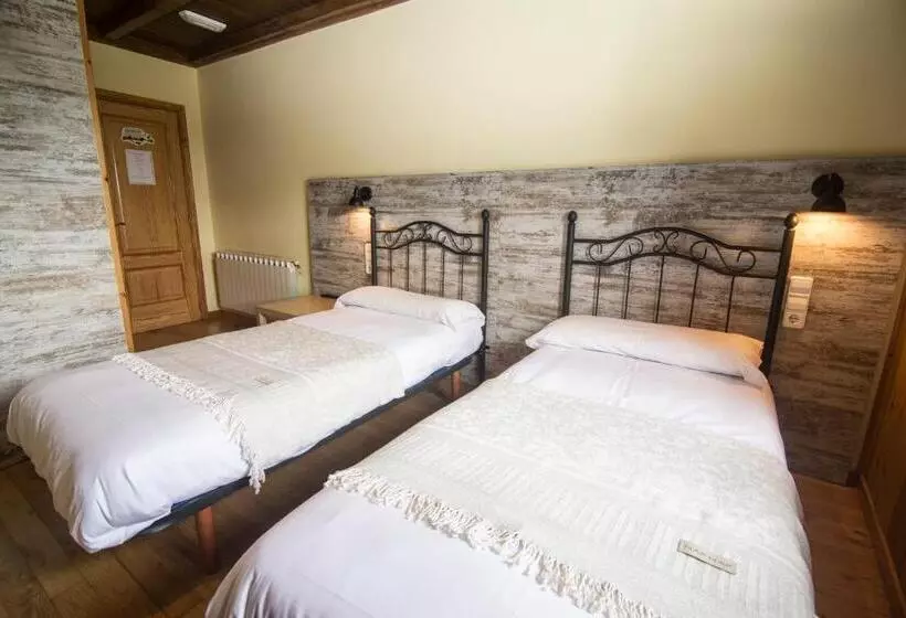 Retkeilymaja A Reboleira   Casa Nuñez