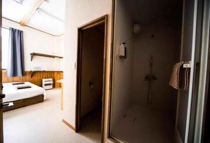 Retkeilymaja Hakuba Cortina Lodge