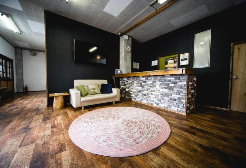 ユースホステル Hakuba Cortina Lodge