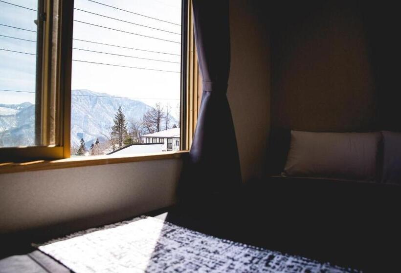 ユースホステル Hakuba Cortina Lodge
