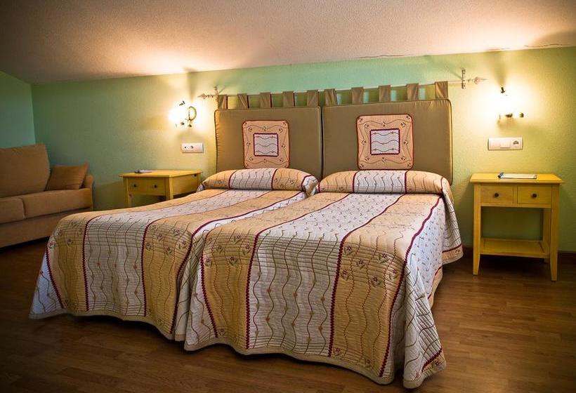 Retkeilymaja Posada Playa De Langre