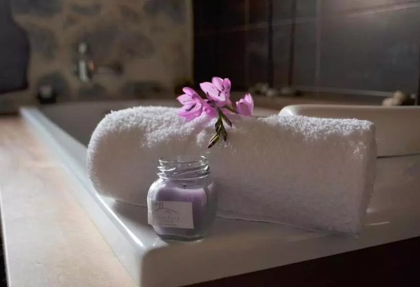 تختخواب و صبحانه Casa Maru