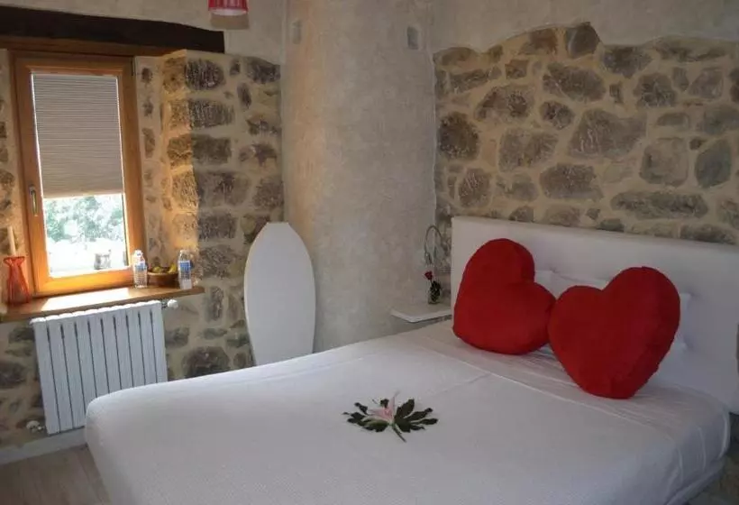 تختخواب و صبحانه Casa Maru