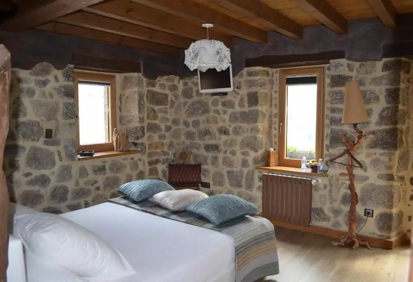 تختخواب و صبحانه Casa Maru