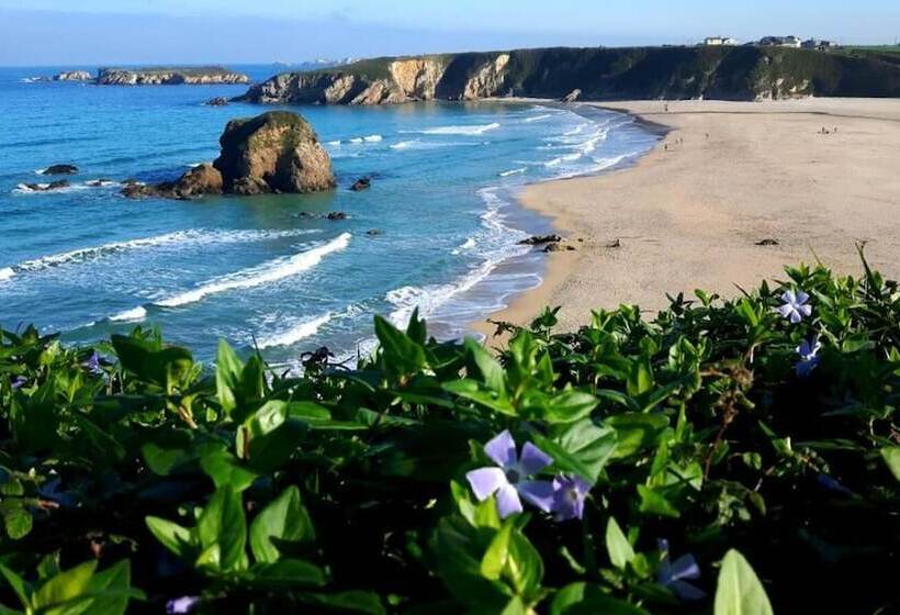 تختخواب و صبحانه Casa Peleyon