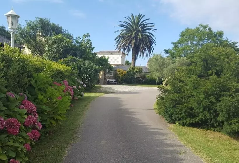 تختخواب و صبحانه Casa Peleyon