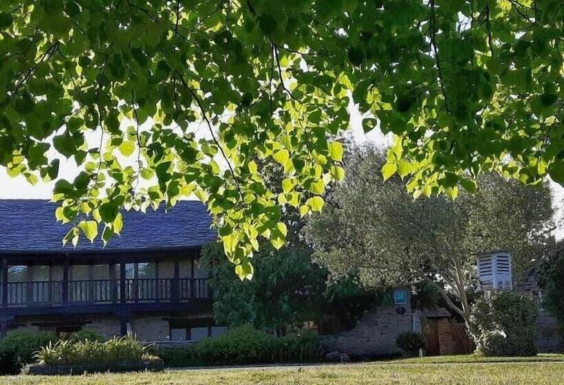 تختخواب و صبحانه Casa Peleyon