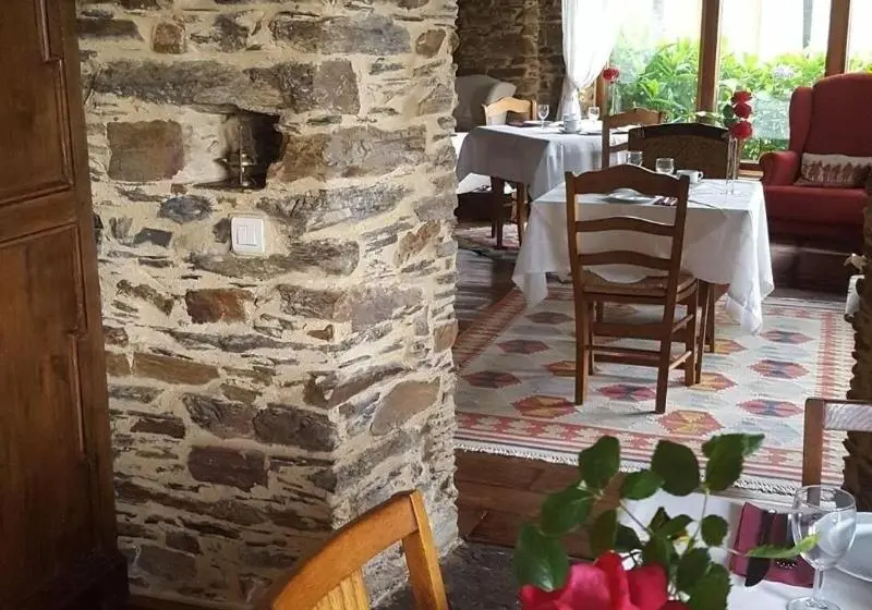 تختخواب و صبحانه Casa Peleyon