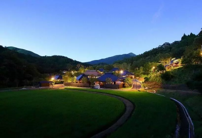 Aamiaismajoitus (B&B) Miyama Sanso