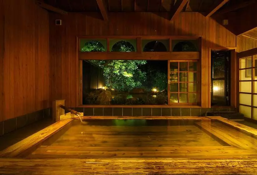 Aamiaismajoitus (B&B) Miyama Sanso