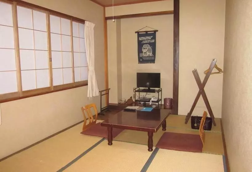 Aamiaismajoitus (B&B) Shiunso