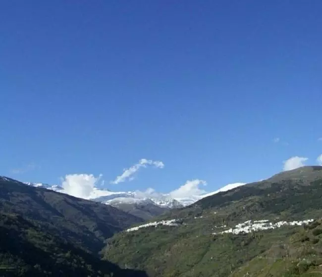 Aamiaismajoitus (B&B) Sierra Y Mar