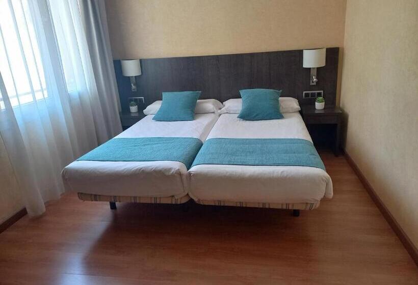 בית מלון כפרי 1948 Manresa