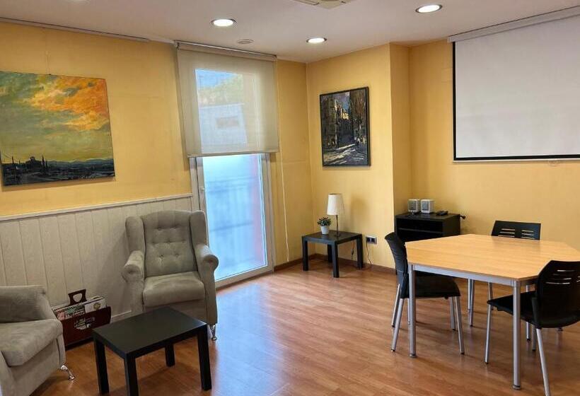 בית מלון כפרי 1948 Manresa