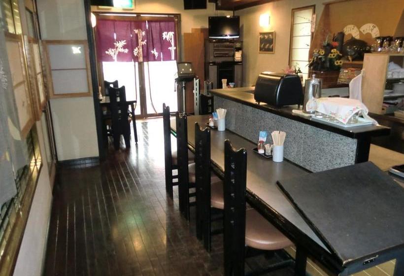 בית מלון כפרי Takamado