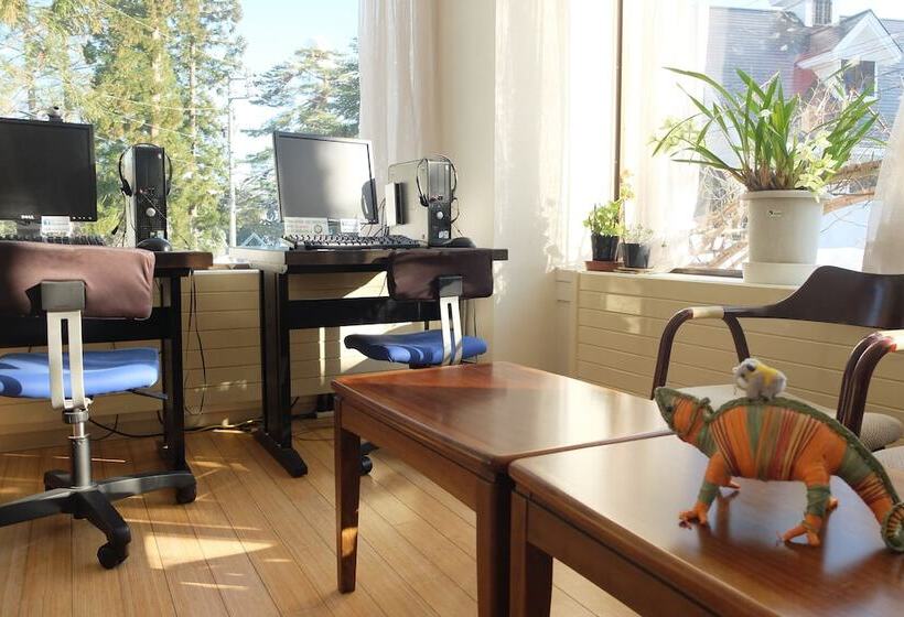 K S House Hakuba Alps   Travelers Hostel