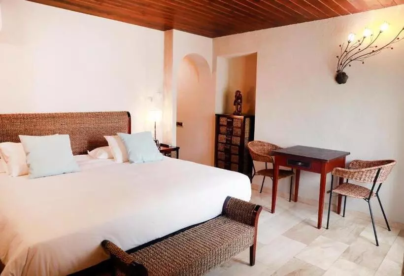La Violeta Hotel Spa & Chill Out