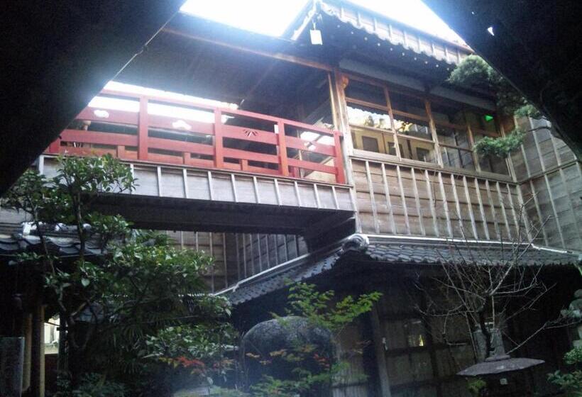 Рёкан Hoshidekan