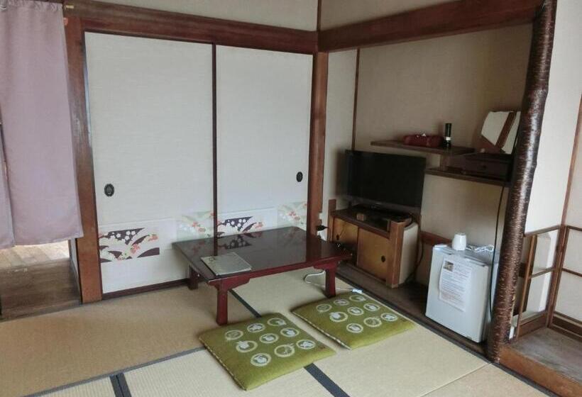 Рёкан Hoshidekan
