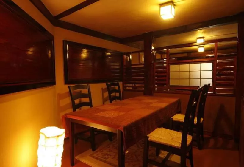 Ryokan Tsuki No Shizuka