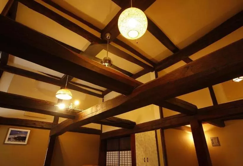 Ryokan Tsuki No Shizuka