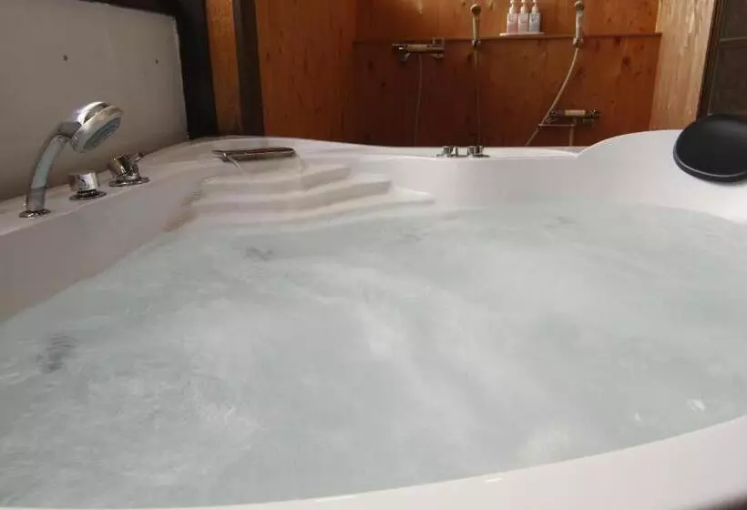 Ryokan Tsuki No Shizuka
