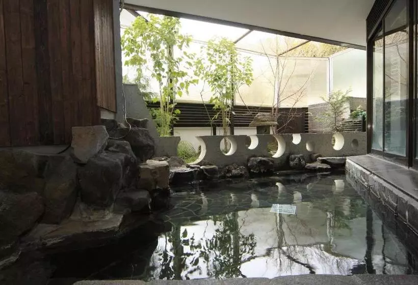 Ryokan Tsuki No Shizuka