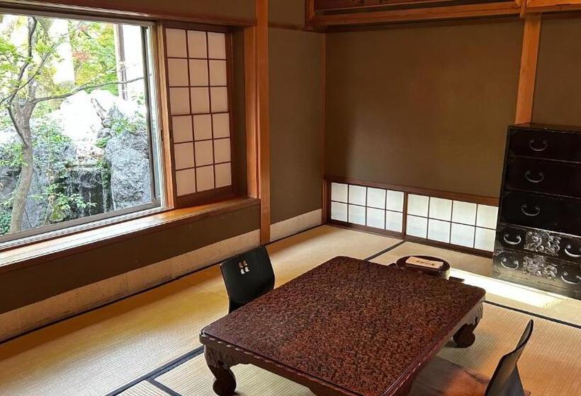 Yuzuya Ryokan   Adult Only