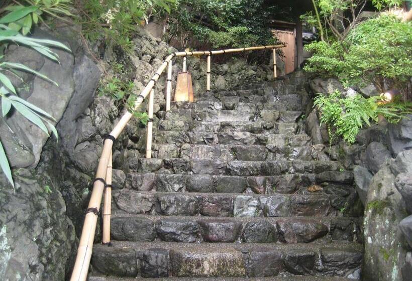 Yuzuya Ryokan   Adult Only