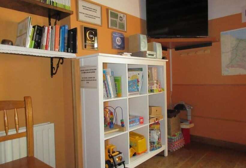 Albergue Ambiental De Beizama   Beizamako Aterpetxea