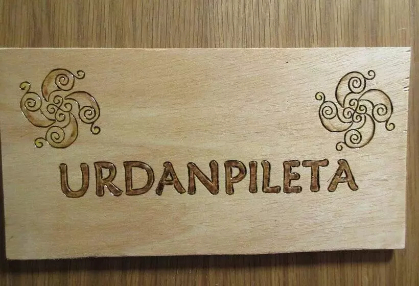 Albergue Ambiental De Beizama   Beizamako Aterpetxea