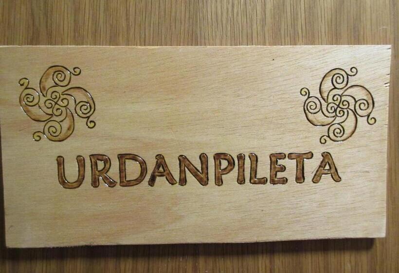 Albergue Ambiental De Beizama   Beizamako Aterpetxea