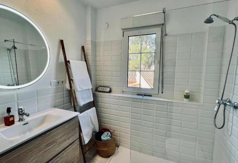 Bed and Breakfast Cortijo El Pino Retreat