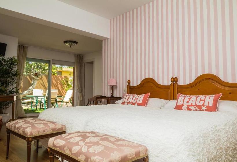 צימר Palm Luxury Retreat