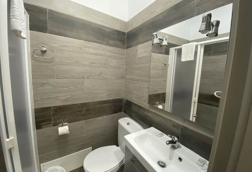 تختخواب و صبحانه Pension Cassandra