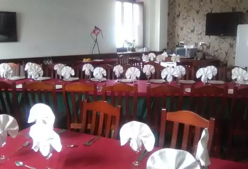 El Albergue Covaleda   Hostel