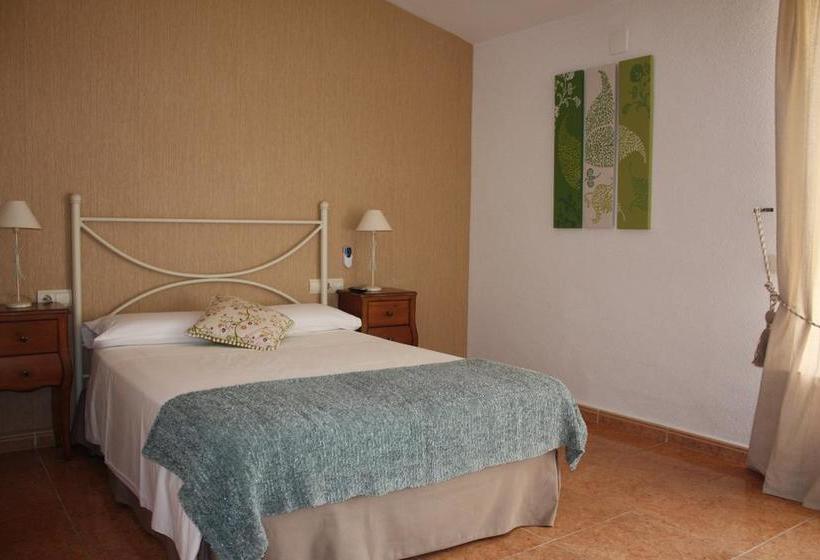 هتل Aire De Colldejou