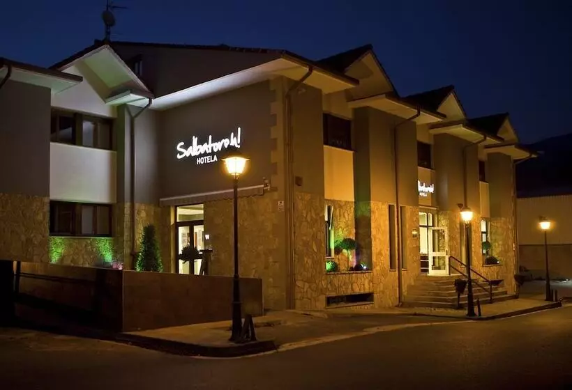 هتل Salbatoreh