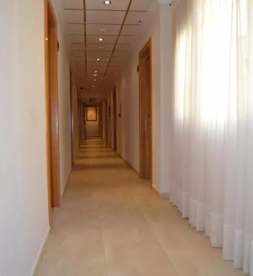 Hotelli Versalles