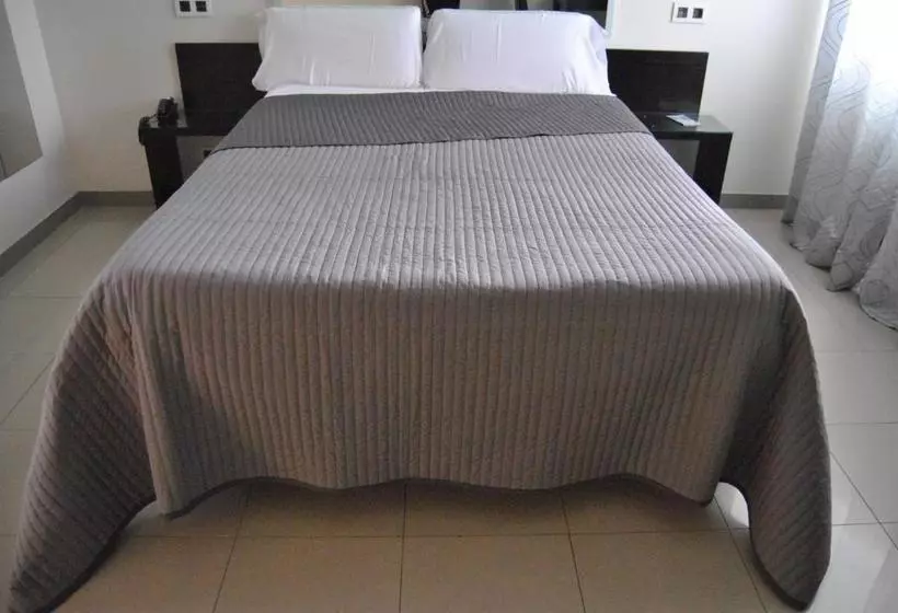 Motel Cancun Oviedo