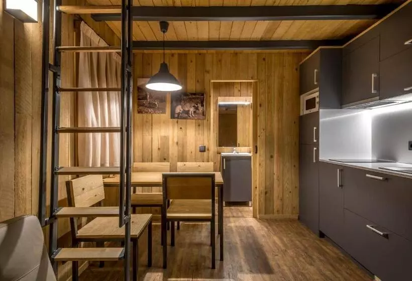 اقامتگاه Bungalows Verneda Mountain Resort