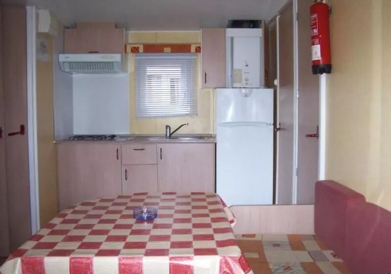 استراحتگاه Camping L'alqueria