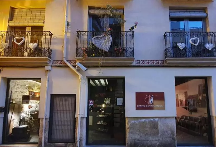 هاستل Barrio Boutik Hostal Long Stays